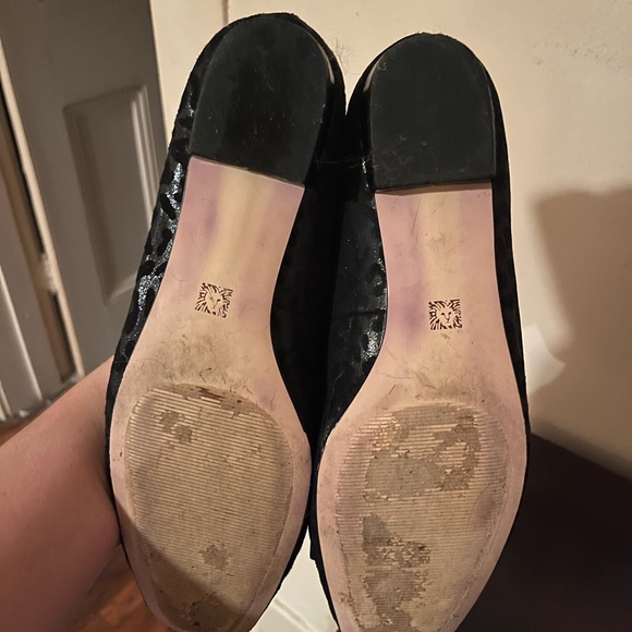 Anne Klein flats worn once!!!! - Picture 2 of 4